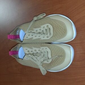 Peak Footwear Lumen - Ergonomic & Supportive Barefoot Shoes (Unisex) Beige Sz 38